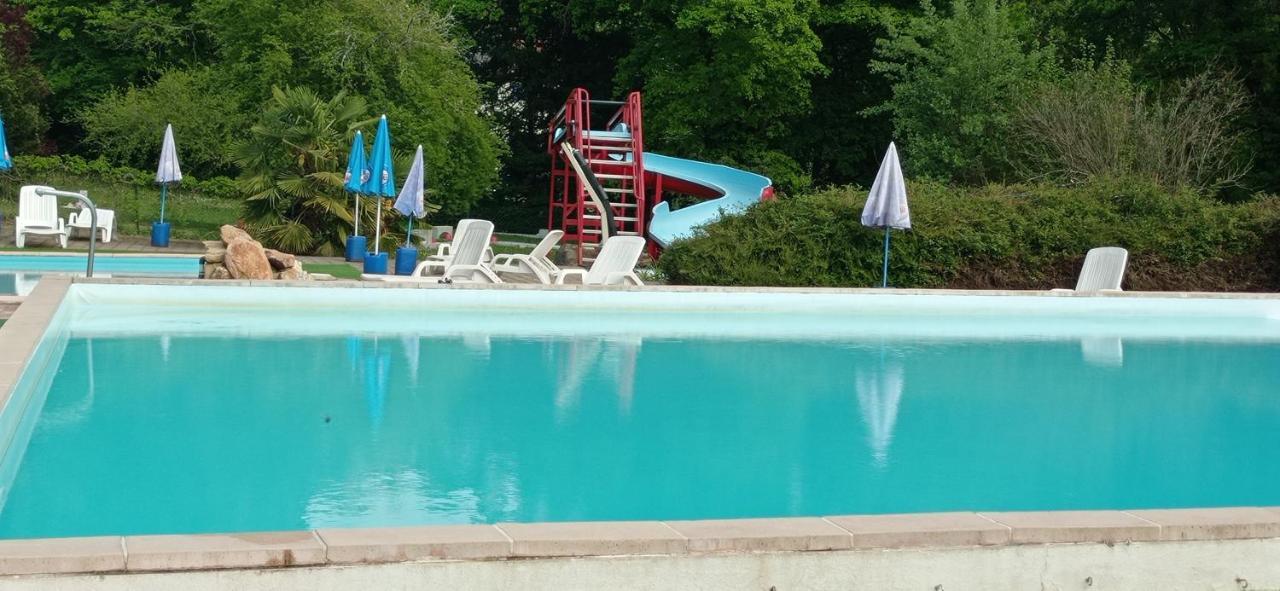 Camping Des Bains Saint-Honore-les-Bains Exterior photo