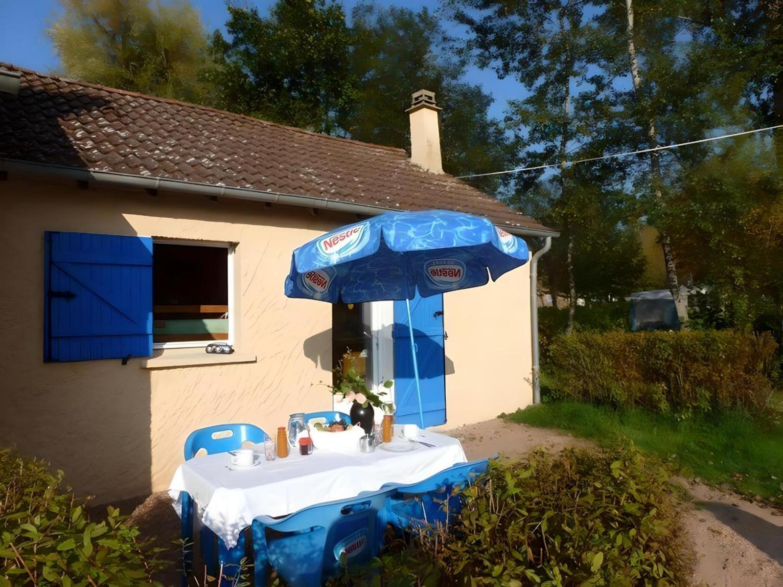 Camping Des Bains Saint-Honore-les-Bains Exterior photo