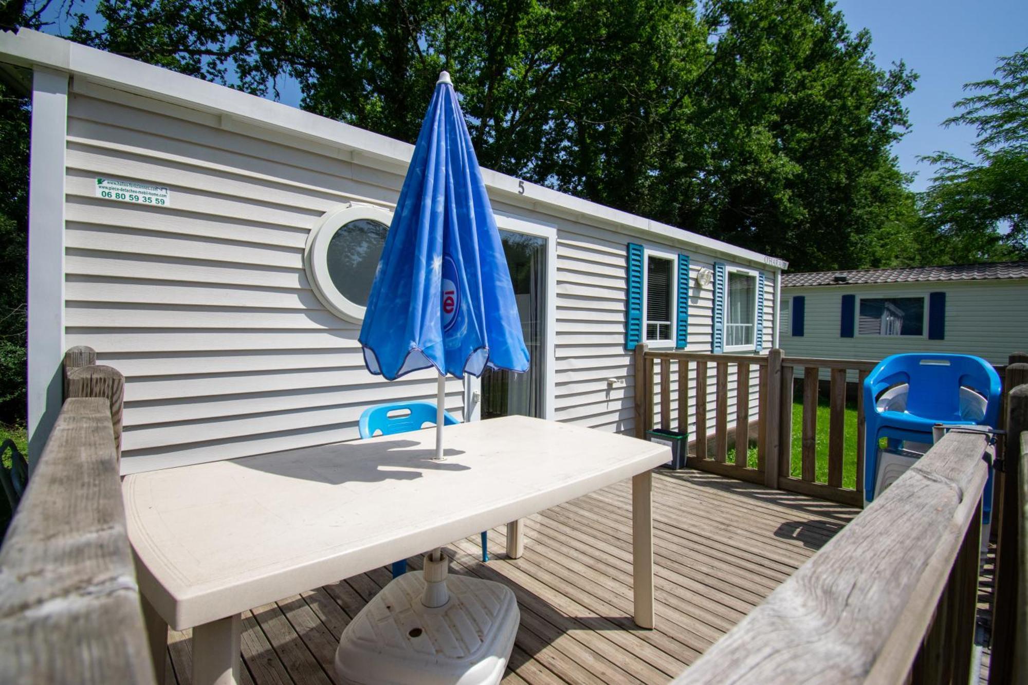 Camping Des Bains Saint-Honore-les-Bains Exterior photo